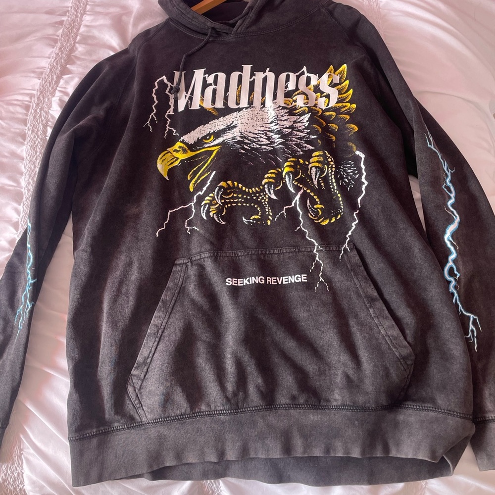 oversized sweatshirt